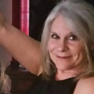 Meet your Posher, Liz